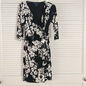 American Living Dress.  Black & White Flower Print. Sz 6. Ruching.  Ruffles